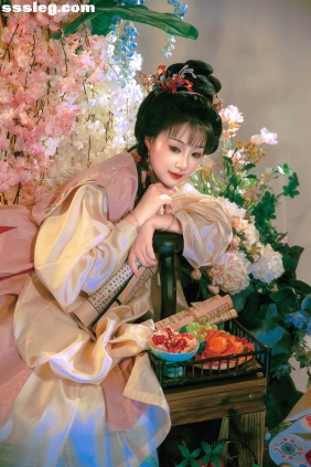 [YITUYU艺图语]2026.02.12 繁花如锦觅安宁 赵噗噗[15P353M]