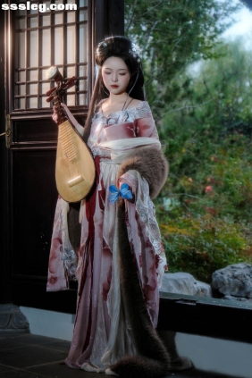 [YITUYU艺图语]2025.12.28 虞姬 你可有悔 樱樱小树[9P188M]