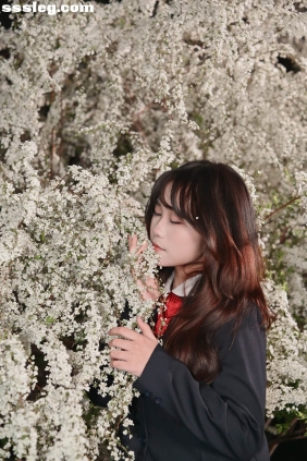 [YITUYU艺图语]2026.04.02 jk樱花[12P291M]