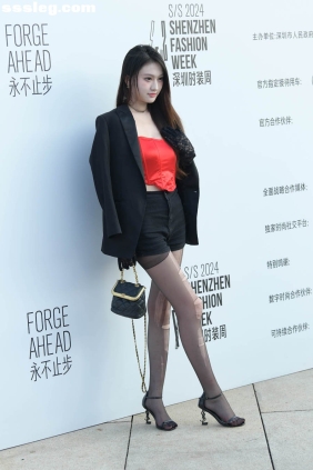 街拍作品 撕乱的黑丝[105P2.20G]