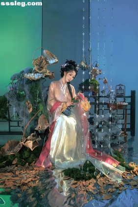 [YITUYU艺图语]2026.02.03 枯荷 烟里抱秋霜 赵噗噗[12P312M]