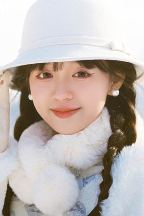 [YITUYU艺图语]2025.11.19 雪花 美美晓鱼[12P50M]