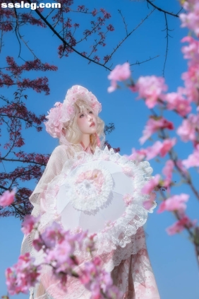 [YITUYU艺图语]2026.01.14 樱花树下 瑾之鲨鱼[15P123M]