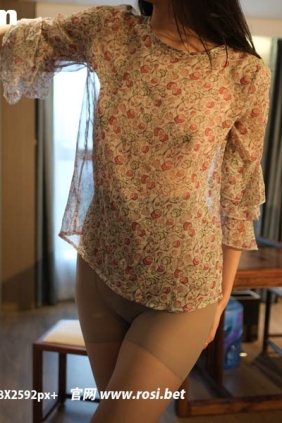 [ROSI写真]2026.05.31 NO.5291 [76P214M]
