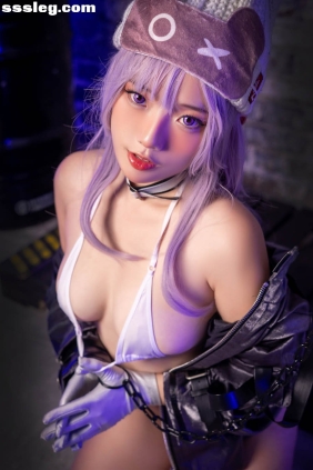 Messie Huang Hella[58P211M]