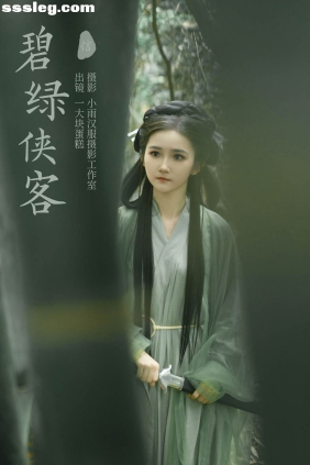 [YITUYU艺图语]2023.11.28 碧绿侠客 一大块蛋糕[25P363M]