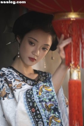[YITUYU艺图语]2025.11.18 怨女 七霓巳猫-[37P337M]