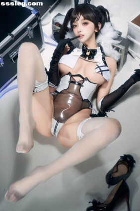 过期米线线喵 胜利女神 闪耀兔女郎[66P361M]