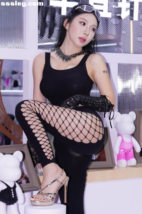 街拍作品 连体衣晶瑶Cynthia[174P3.21G]
