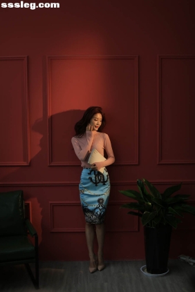 [YITUYU艺图语]2025.12.04 红 雪儿[25P108M]