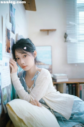[YITUYU艺图语]2025.06.05 阴天里的甜系放映时光 南伊[39P1.41G]