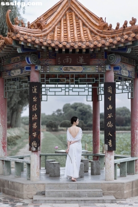 [YITUYU艺图语]2025.10.01 素荷 豆芽好运来[14P141M]