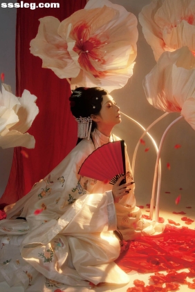 [YITUYU艺图语]2026.02.26 黄粱一梦 蔸小黄鸡[12P125M]