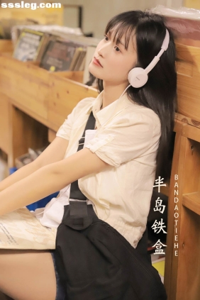 [YITUYU艺图语]2022.07.28 半岛铁盒 刘小瑜[21P258M]