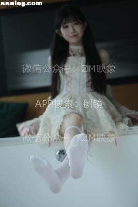 织梦映像 2025年六月众筹第二期白丝版[191P+1V676M]