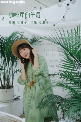 [YITUYU艺图语]2022.08.04 咖啡厅的午后 蓝胖子[30P265M]