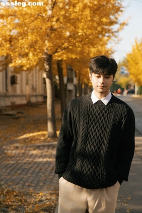 [YITUYU艺图语]2025.11.14 秋意浓时 海洋Make-upman[24P440M]