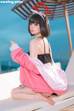 屿鱼 蔚蓝档案 静山真白泳装[30P218M]