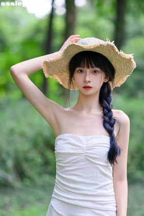 [YITUYU艺图语]2025.12.28 森系 烂芒果[15P139M]